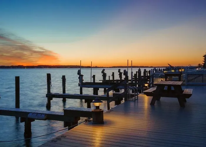 Apartment Bayfront Bliss Your Waterfront Getaway *