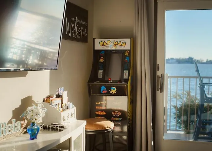 Bayfront Bliss Your Waterfront Getaway *