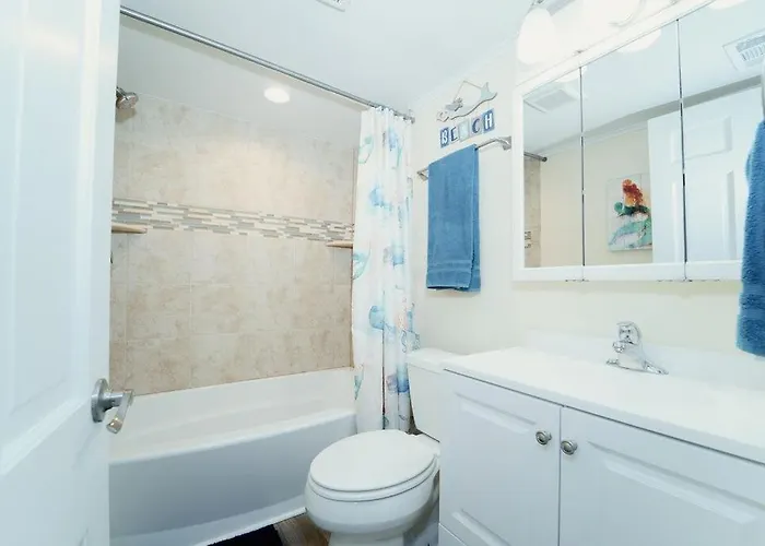 Apartment Bayfront Bliss Your Waterfront Getaway *