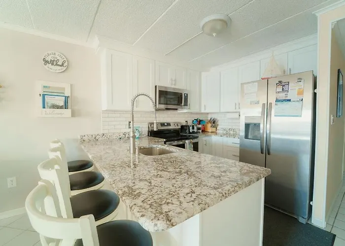 Bayfront Bliss Your Waterfront Getaway